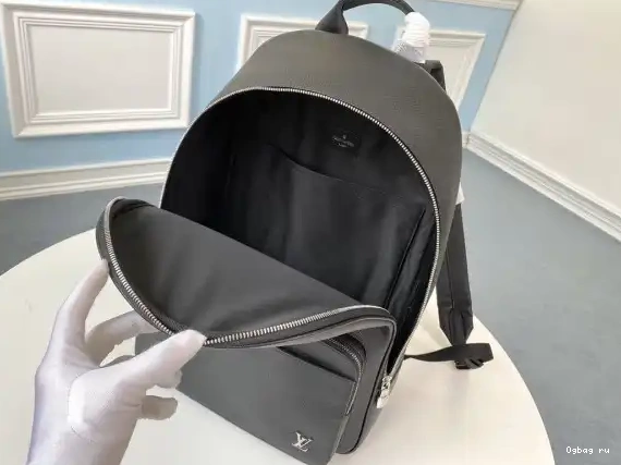 VUITTON LOUIS BACKPACK ALEX 0523